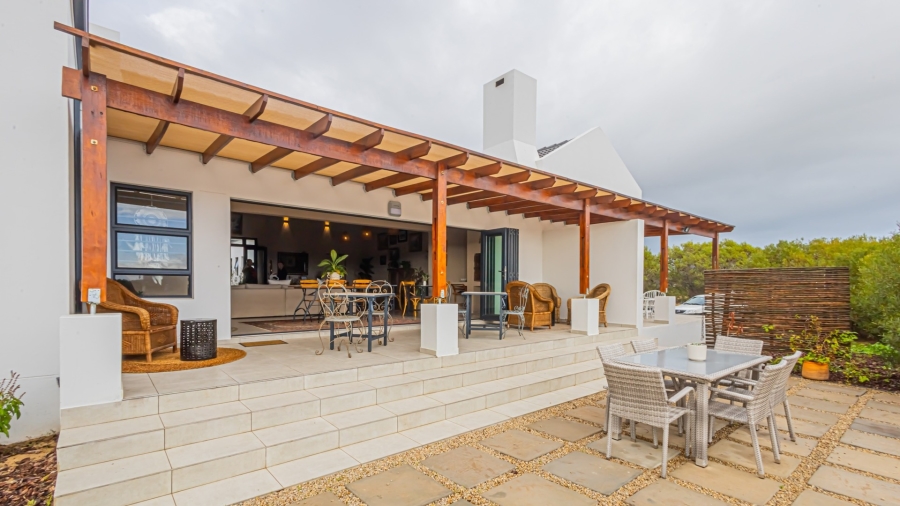 9 Bedroom Property for Sale in Long Acres Country Estate Western Cape
